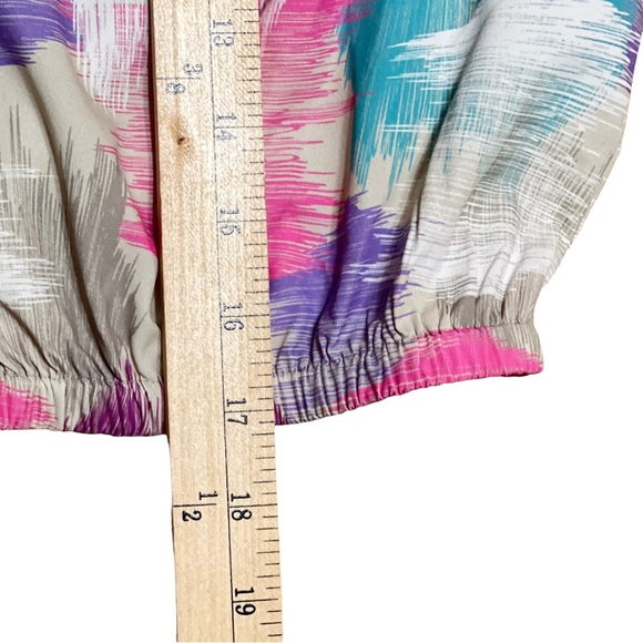 Zink London Multicolor Abstract Crop V-Neck Button-Up Blouse Women’s Size XS - Picture 7 of 10